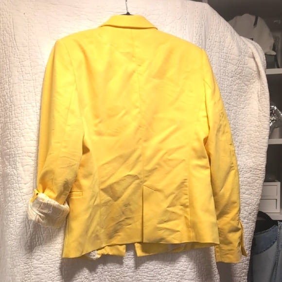 Zara Vibrant Yellow Blazer - Picture 3 of 5